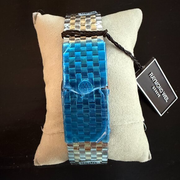 Raymond Weil Toccata Two-Tone Stainless Steel White Dial Date Quartz Mens Watch - Picture 2 of 3